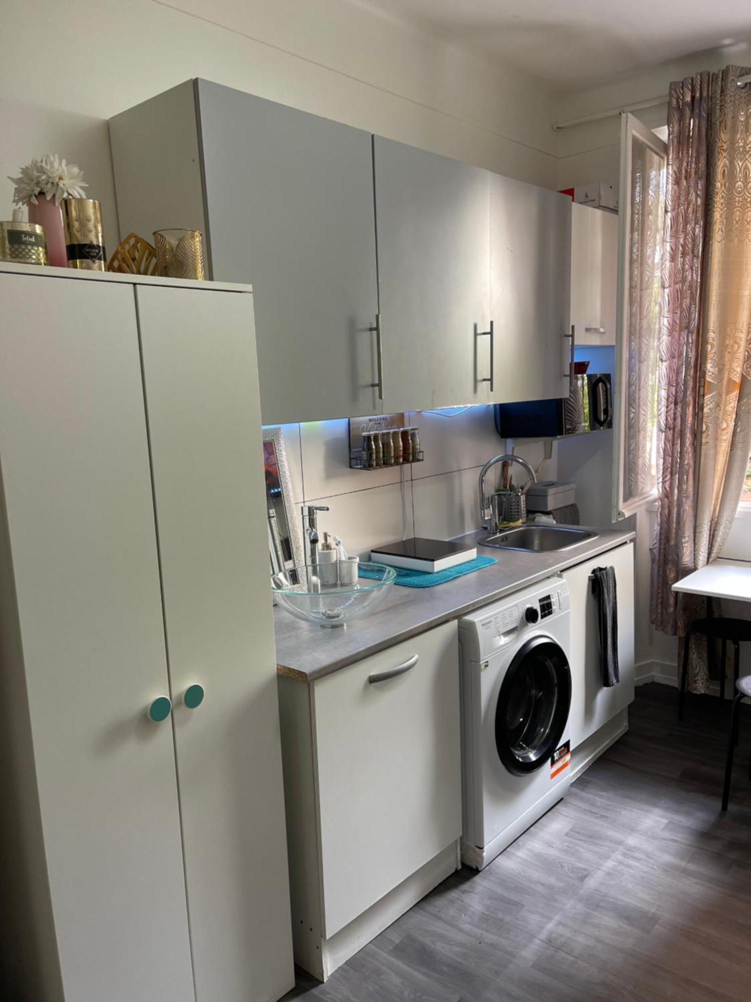 Tour Montparnasse Bed & Breakfast Parigi