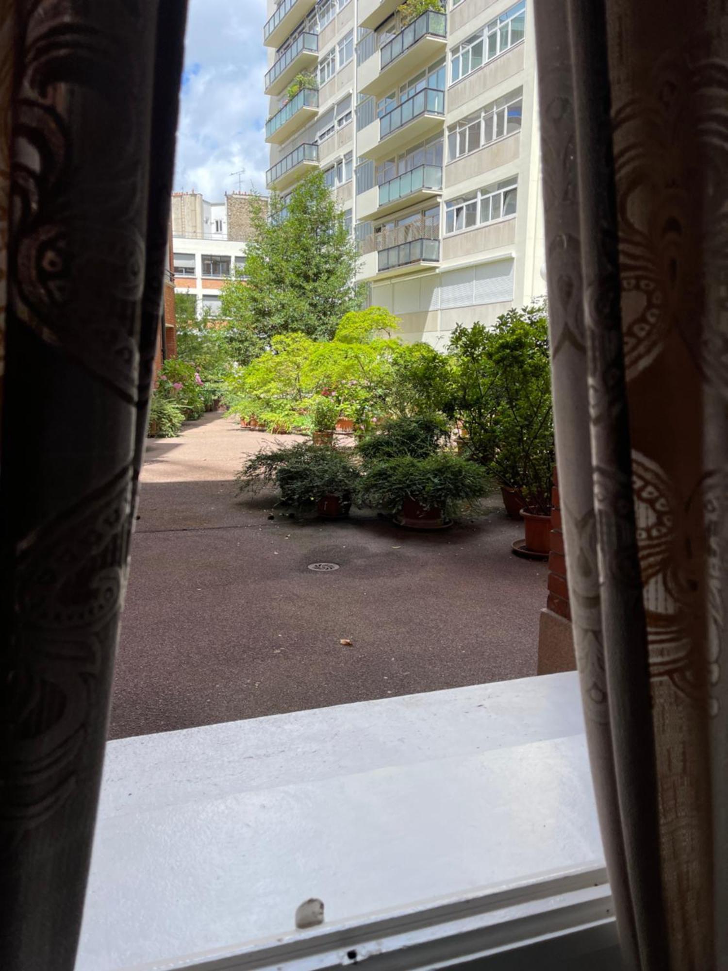 Bed & Breakfast Tour Montparnasse *